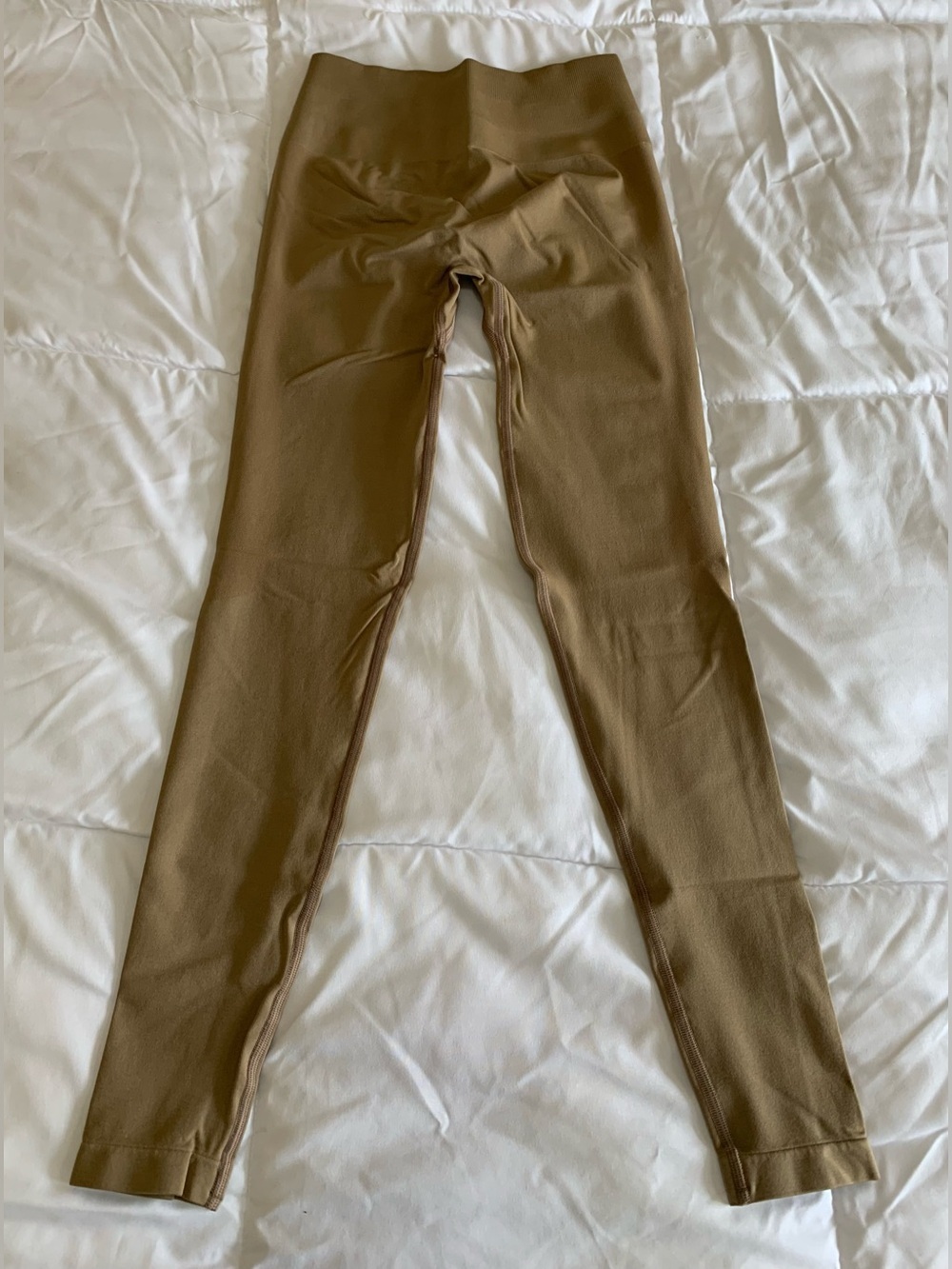 New Alphalete Women's Amplify Legging Size S (colour-Chai)